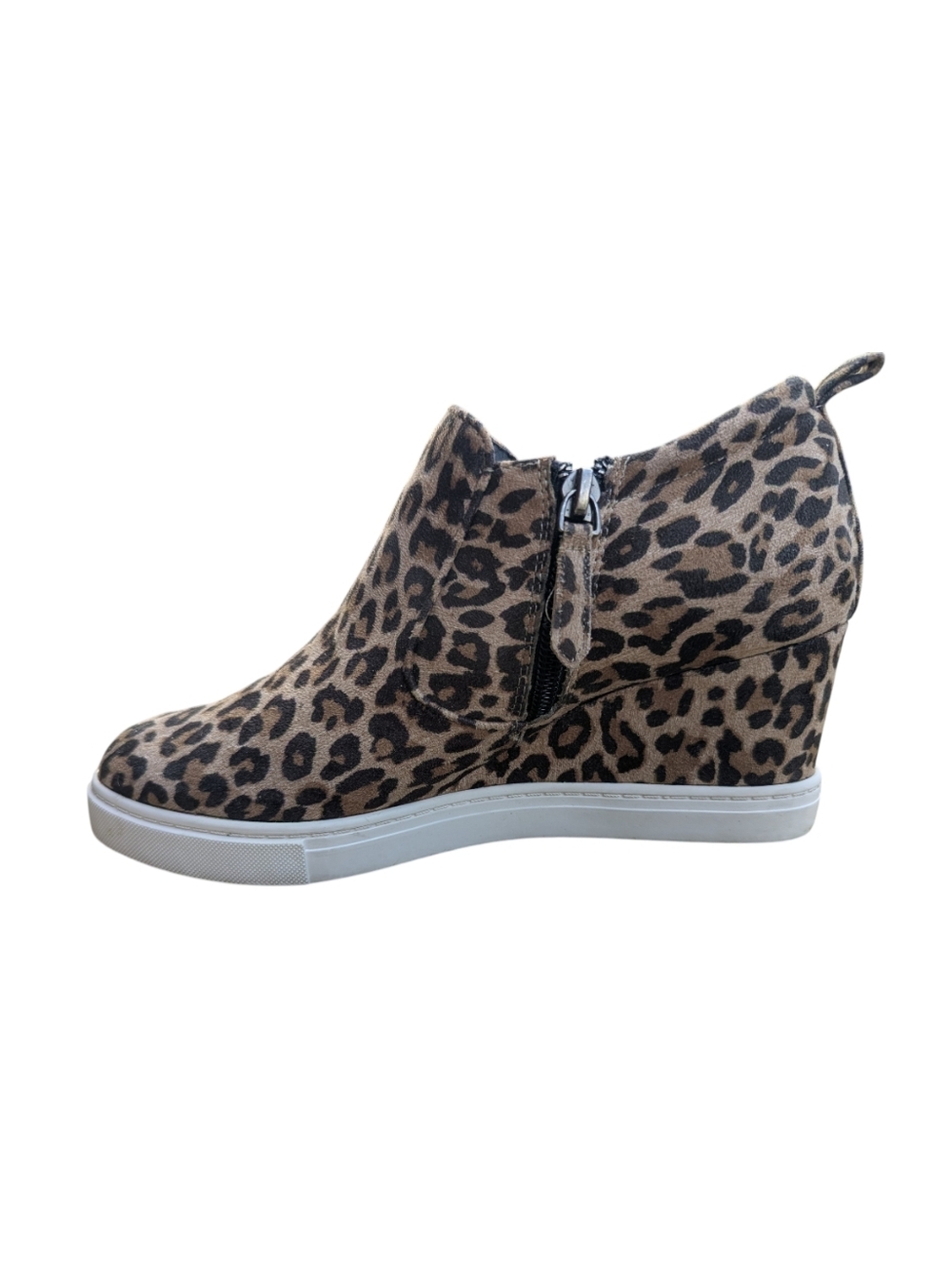 Susina Cheetah Faux. Suede Hidden Wedge High Heel Boot Sneakers Zip Up Size 6